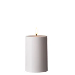 Uyuni 3" X 5" Or 7"Flat Top Moving Flame White Outdoor Pillar Battery Candle -Online Christmas Decoration 4234505 45778.1686836809