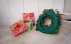 Village Lighting Deluxe Door Saver For Christmas Wreaths V-11101-DLX -Online Christmas Decoration apiokbegz 35458.1646091889